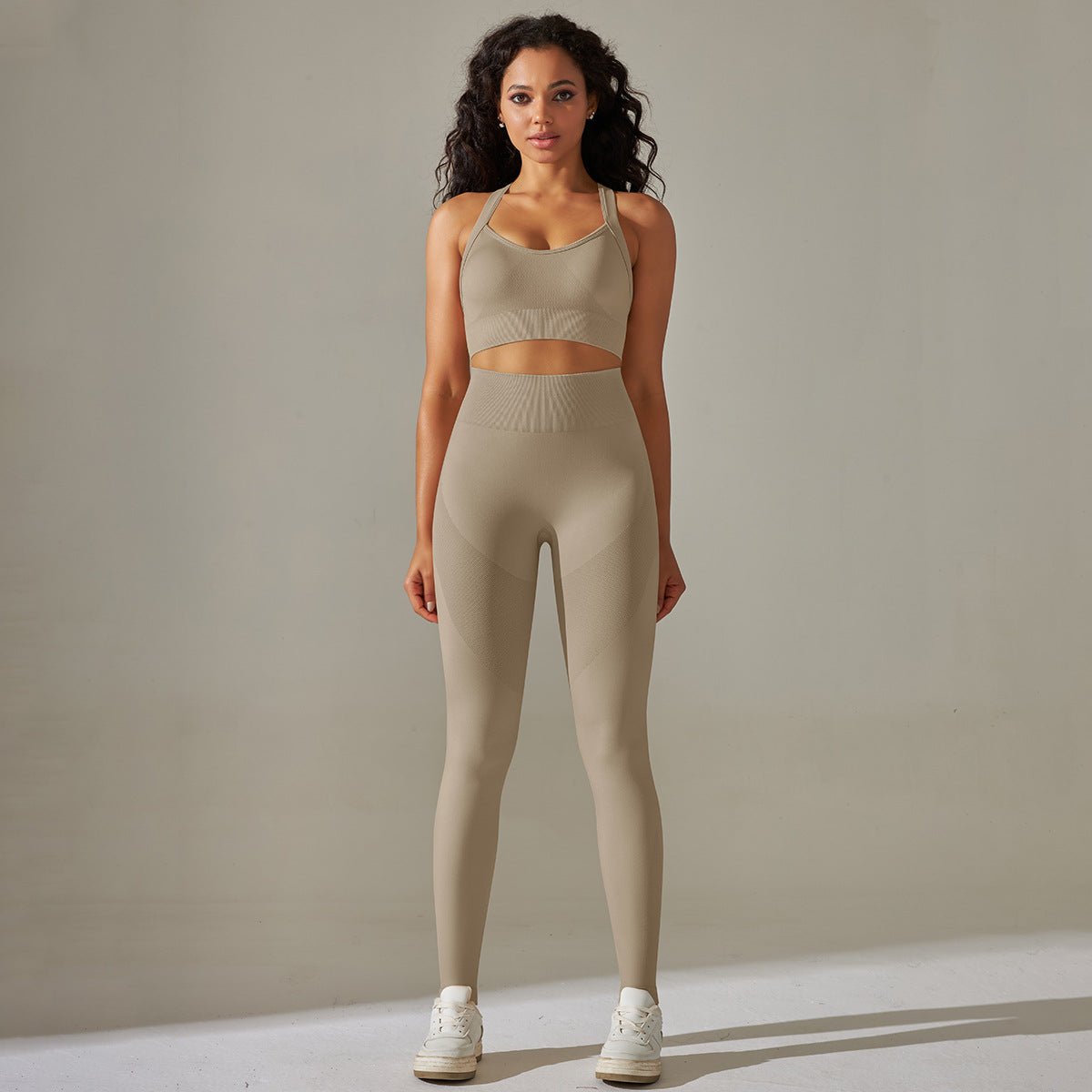 Apex Seamless 2 - Piece Set | Versatile. Vibrant. Valorous. - Honto Active
