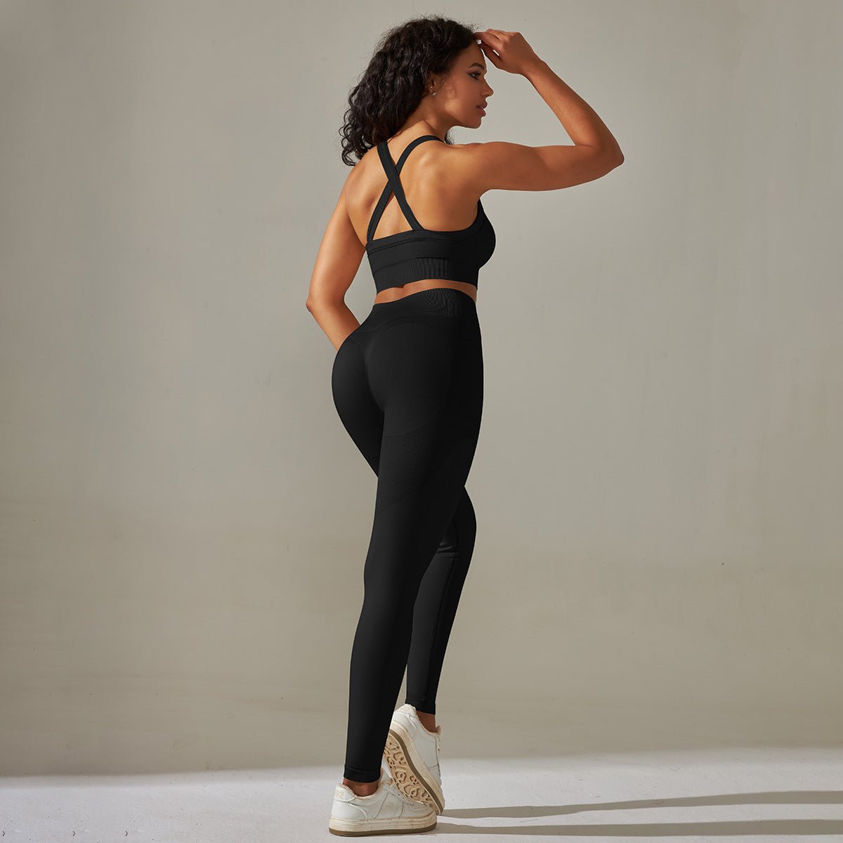 Apex Seamless 2 - Piece Set | Versatile. Vibrant. Valorous. - Honto Active