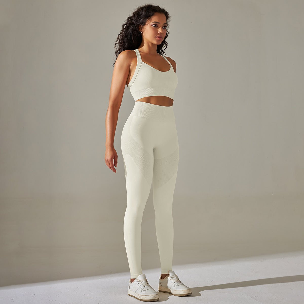 Apex Seamless 2 - Piece Set | Versatile. Vibrant. Valorous. - Honto Active